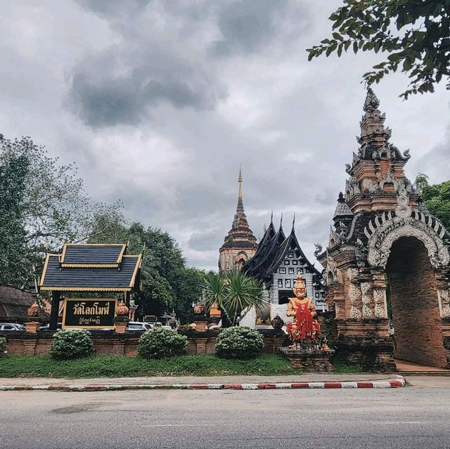 วัดโลกโมฬี