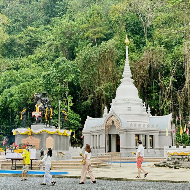 วัดเขาขุนพนม 