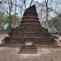 ปั่นจักรยานเที่ยวอุทยานประวัติศาสตร์ศรีสัชนาลัย