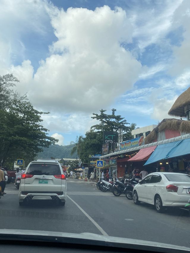 หาดป่าตอง จังหวัดภูเก็ต ใครๆก้อต้องมา