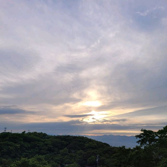 德島眉山山頂靜觀日落🌇