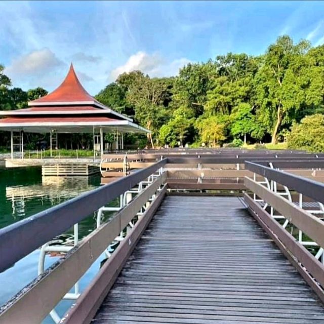 singapore's tropical gem