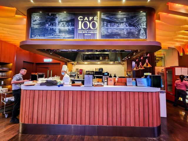 香港天際100 | Café 100 by The Ritz-Carlton