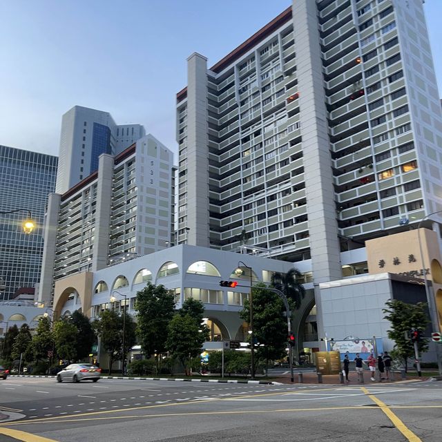 strolling around singapore