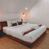 Riverside guesthouse 