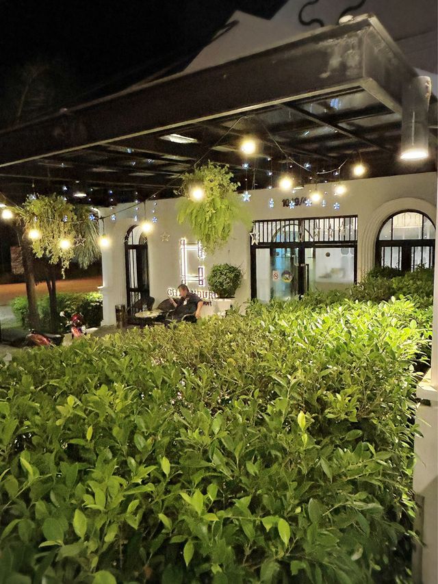 โรงแรม ชานบุรี บูติค @จันทบุรี สไตล์โคโลเนียล