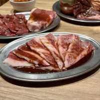 【神戸・三宮】個室でゆっくり味わえる焼肉食べ放題「神戸焼肉×食べ放題専門店 肉丸 三宮本店」