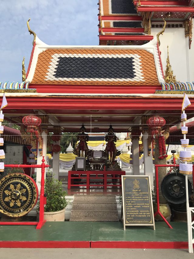   “วัดจุฬามณี” 