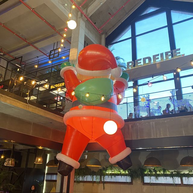 크리스마스 분위기가 가득한 초대형 베이커리 카페, 파주 레드파이프🎅🏻