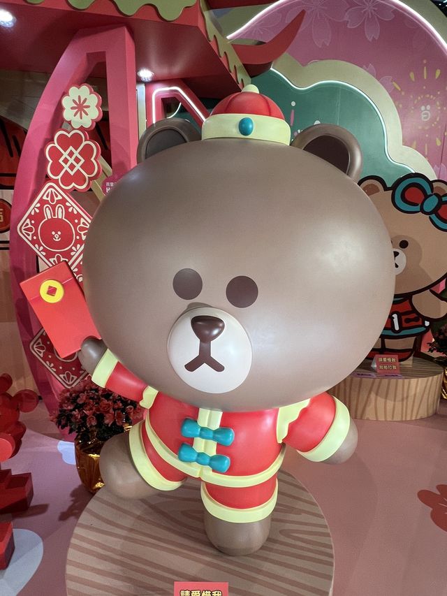 迎新春❤️荷里活廣場❣️Line friends陪你過新年