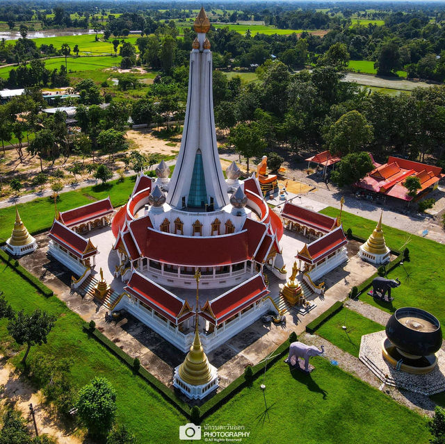 พระมหาธาตุเจดีย์ศรีชัยนาท