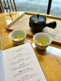 【京都】 和素材で味わう贅沢なさくらアフタヌーンティー