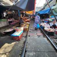 Unique Maeklong Railway Market 🇹🇭