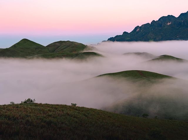 ภูหัวโล้น ประเทศลาว