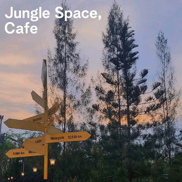 คาเฟ่ในป่า Jungle space นครพนม
