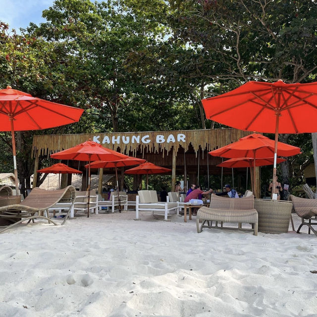 【泰國】皇帝島：碧海藍天，踏煮柔軟的細沙，適合2024潑水節旅遊