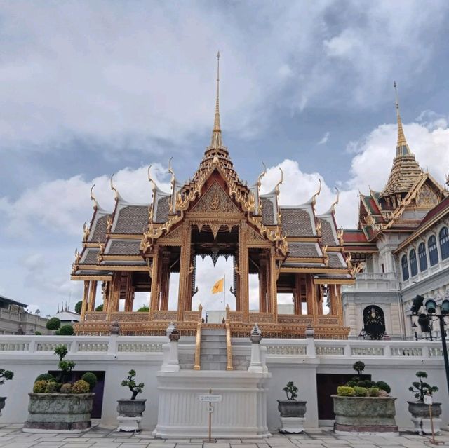   ๑ วันดีๆ ที่พระบรมมหาราชวัง