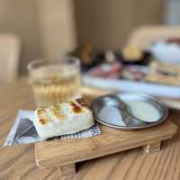 小野人 KOKA：串燒爐上菜，特別鍾意燒粟米和海鮮！