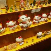 Pawsitively Purrrfect: Exploring the Feline Wonders at the Cat Museum in Kuching, Sarawak