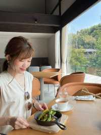 伊豆高原の隠れ家レストラン　Bistro アカザワ