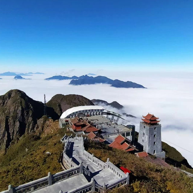 Majestic Views and Challenging Ascent: Conquering Fansipan Peak