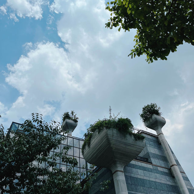 โครงการรักษ์โลกสุดสร้างสรรค์ 1,000 Trees