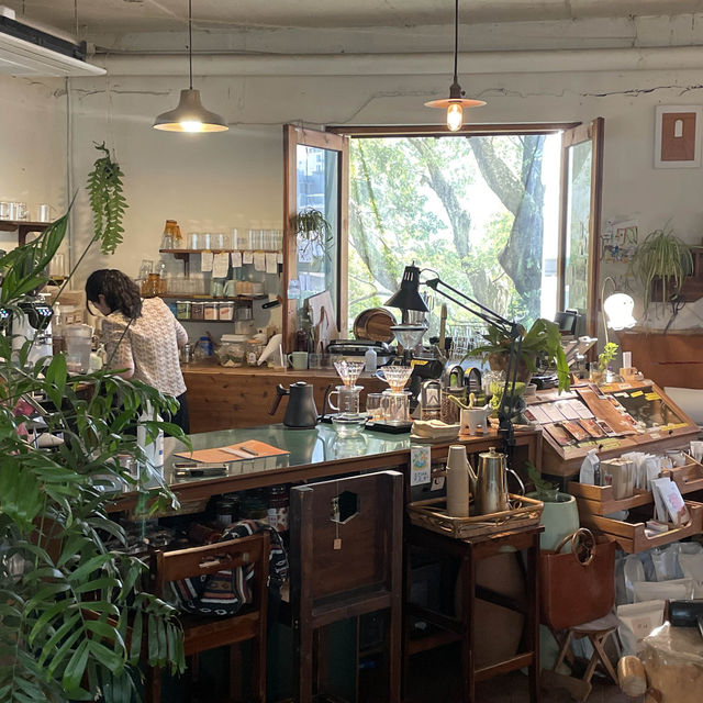 カフェ天国の田浦カフェ通りにある穴場カフェ“얼룩”☕️