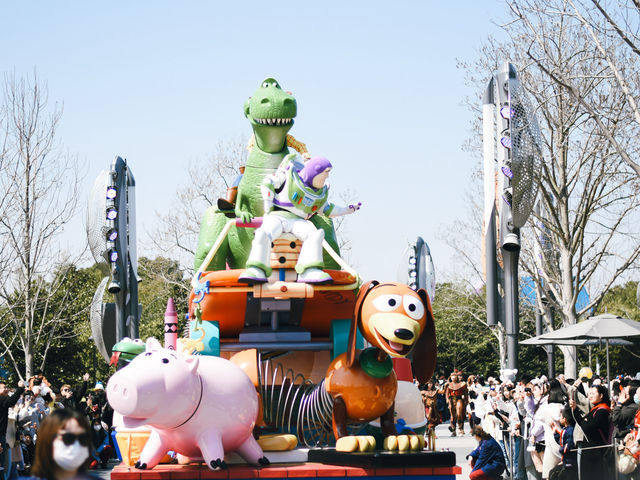 ดิสนีย์แลนด์ที่ใหญ่ที่สุดในเอเชีย 🎡