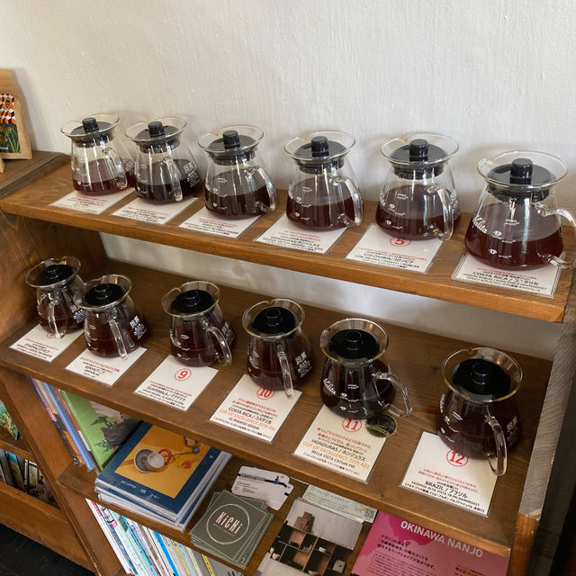コーヒー豆の焙煎所兼カフェBeans Store