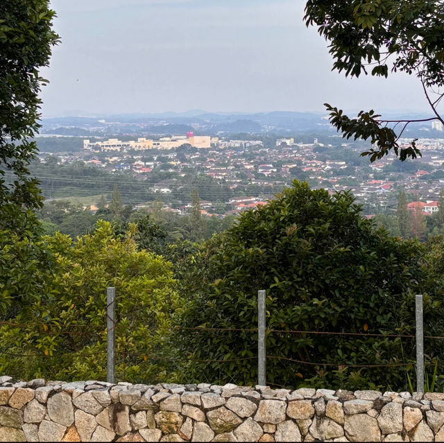 "Review of S2 Hill Park: A Family-Friendly Destination with Scenic Views and Fun Amenities"