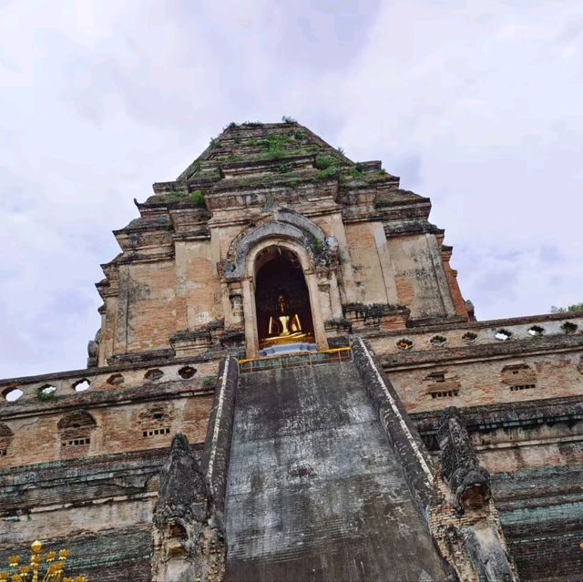 清邁寺廟-契迪龍寺