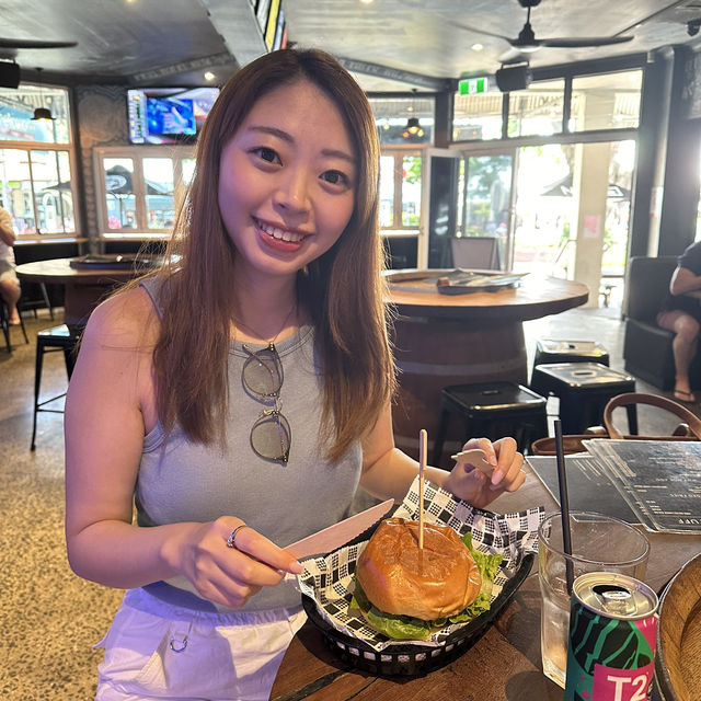 【ポートダグラスグルメ】N17 burger co