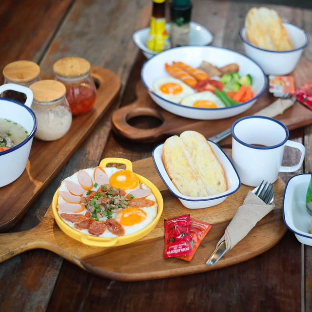 Cafe & Glamping