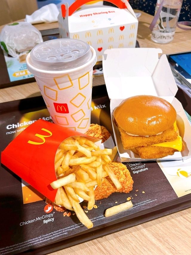 Let’s Makan at McDonald Ridout Garden