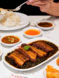 🍚🐔 ไห่หนาน ร้านข้าวมันไก่ที่สีลม