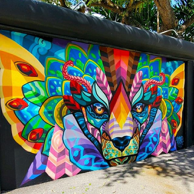 AMAZING WYNWOOD WALLS.