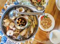 “โอ​ยั๊วะ​เมืองโบราณ​” ร้านอาหารบางปู