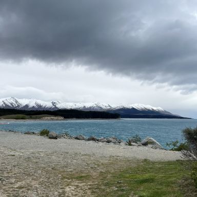 ニュージーランド 秋のプカキ湖とクック山 NZ】サーモンを存分に堪能できる🐟 | Trip.com プカキ湖