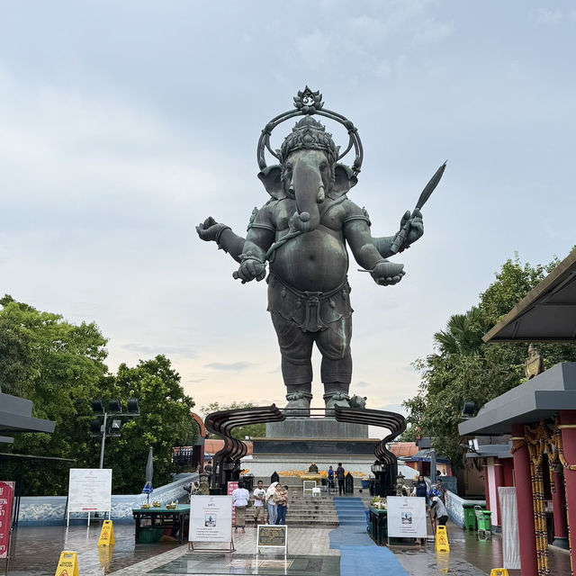 อุทยานพระพิฆเนศองค์ยืน