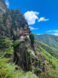 🐅Tigers Nest Monastery: Bhutan’s Cliffside Marvel