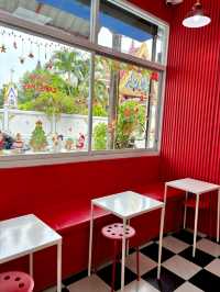 Monster Dream Café