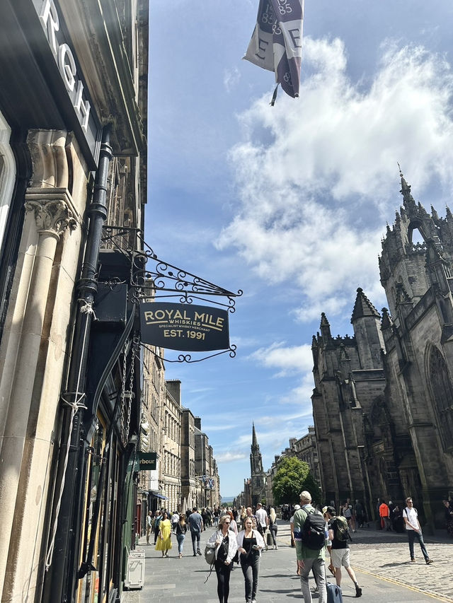 เทึ่ยวเมือง Edinburgh ที่นี้มีเรื่องราว