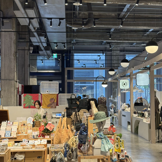 Hang out place, Kaohsiung port depot 10