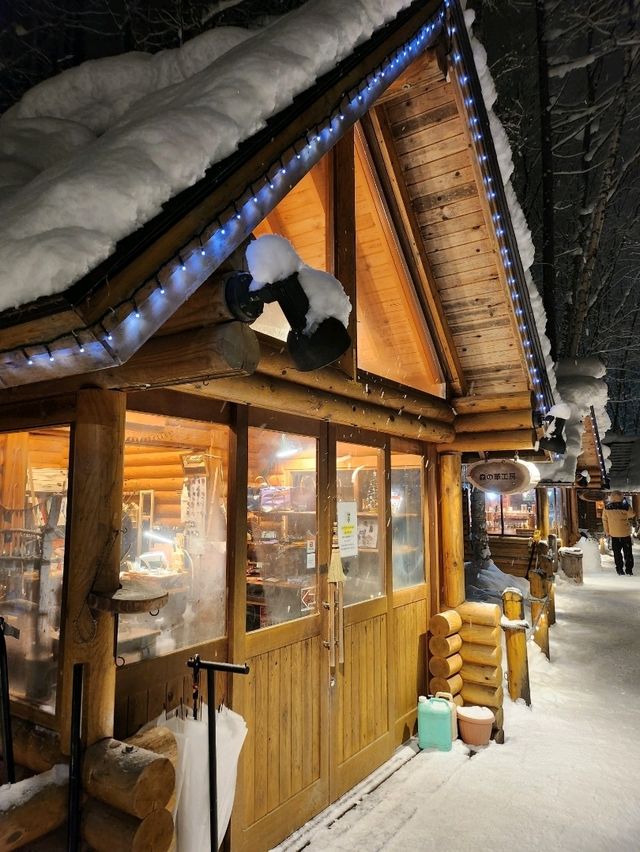 동화속마을에 들어와 있는듯한 닝그루테라스❄️🤍