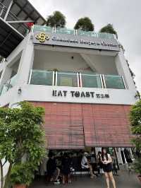 A Toast Lover’s Paradise: Breakfast at Eat Toast in Batu Pahat 