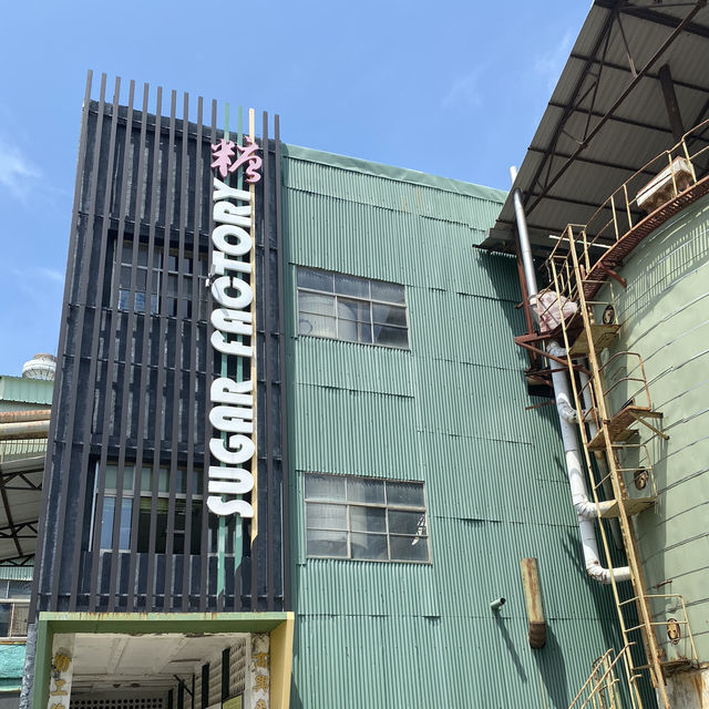 橋頭糖廠：甜蜜的歷史記憶 🏭  