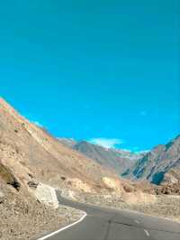 🏜️ Solo Trip:Explore Nubra Valley – The Oasis of Ladakh 🌟