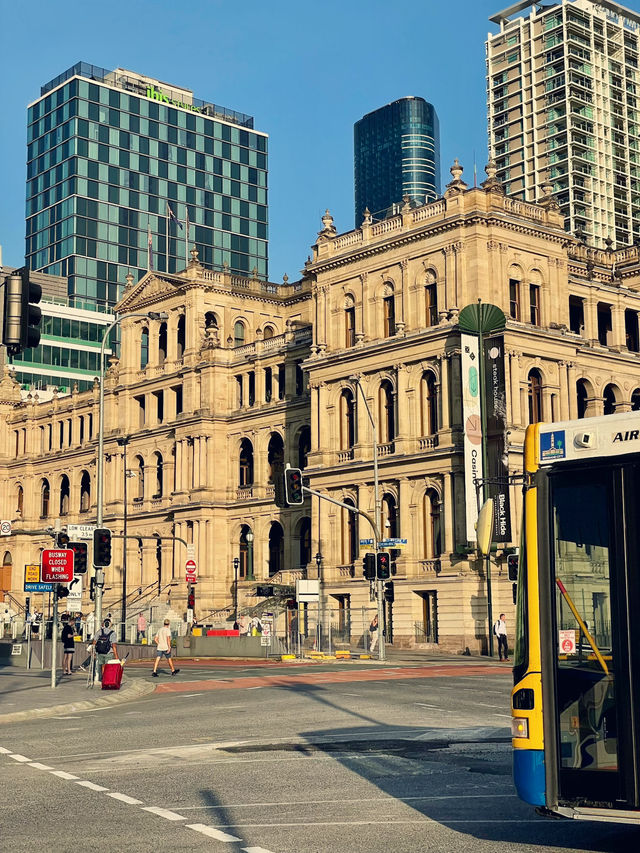 探索布里斯班的瑰寶：Treasury Building的魅力 🌟🏛️
