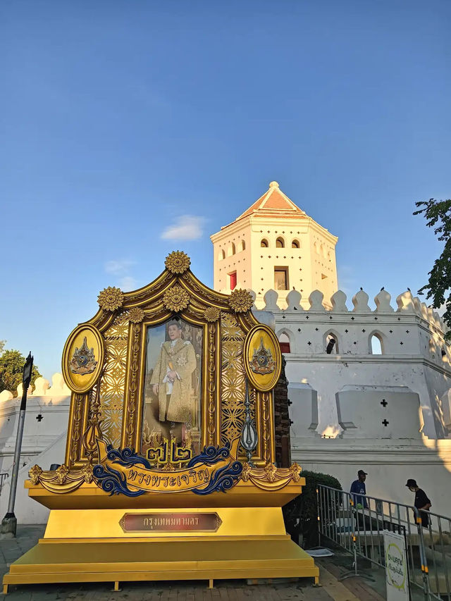Phra Sumen Fort