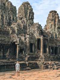 🇰🇭 Bayon: The Temple of Mysterious Stone Faces 🏛 